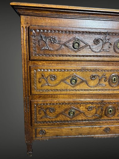 Commode époque Louis XVI