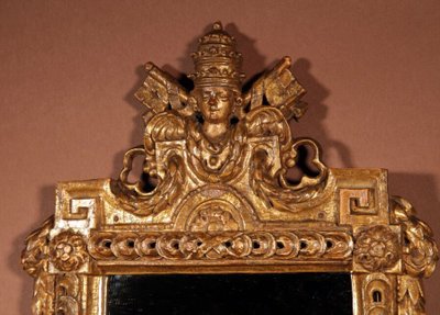 Papal interest: a beautiful mirror decorated with the papal coat of arms and two keys, last quarter of the 18th century