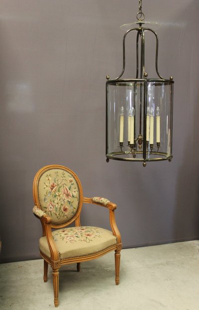 Importante lanterna in ottone a sei luci, diametro 52 cm, XX secolo
