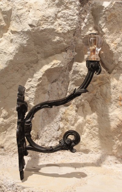 Appendiabiti in bronzo patinato e vetro, fine XIX secolo