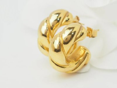 Boucles d'oreilles créoles torsadées en or jaune