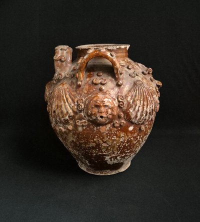 Vaso in terracotta decorato del XVIII secolo
