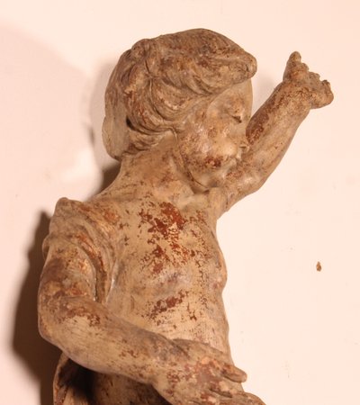 Cherubino in legno intagliato - XVIII secolo
