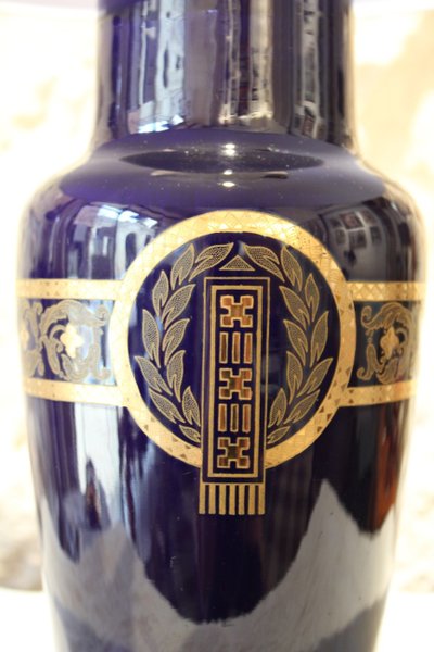 Lampe en faïence bleue avec décor à l'or Sarreguemines entre 1835 et 1900
