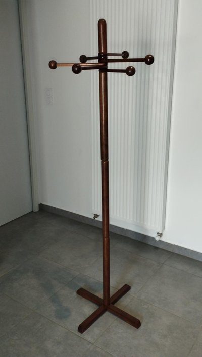 Appendiabiti modulare, Sputnik, Atomic Age, Space Age, design scandinavo, puro vintage. 