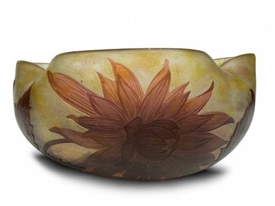 Tazza Daum Nancy con decorazione Dalia