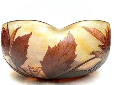 Tazza Daum Nancy con decorazione Dalia