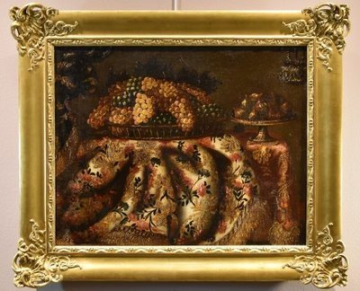 Stillleben mit Teppich, Trauben und Feigen, Antonio Gianlisi II (1677 - 1727)