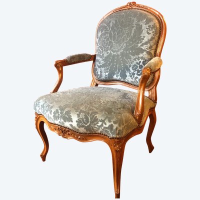 Queen's armchair, Louis XV period