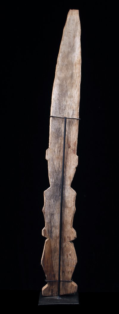 Pig charm, engraved bark, tribal art, Oceanic art, first art, Oceania, sculpture