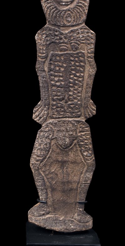 Pig charm, engraved bark, tribal art, Oceanic art, first art, Oceania, sculpture