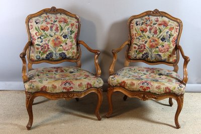 Pair of Louis XV armchairs, 18th century