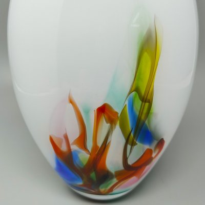 Splendido vaso anni '70 realizzato a mano in vetro di Murano. Prodotto in Italia.
