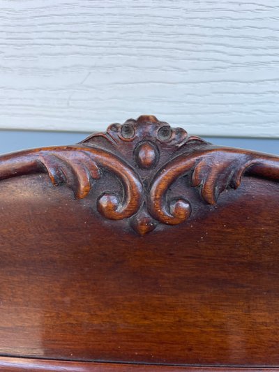 Louis XV Style Mahogany Mirror 134 x 96 cm