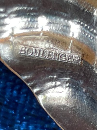 Boulenger strawberry scoop and shaker.