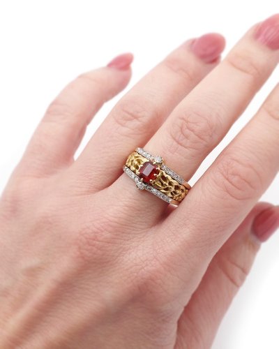 Anello in stile Art Nouveau con granato e vischio in oro 18k e platino, granato hessonite e diamante, anello antico