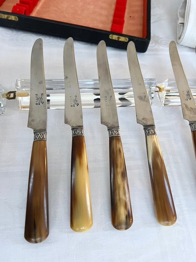 Dessert Knives - Bovine Horn Handles and Silver-Plated Metal Ferrules
