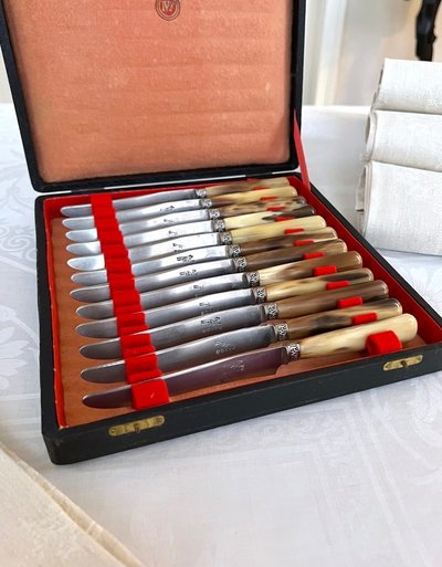 Dessert Knives - Bovine Horn Handles and Silver-Plated Metal Ferrules
