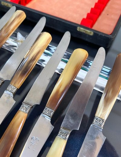 Dessert Knives - Bovine Horn Handles and Silver-Plated Metal Ferrules
