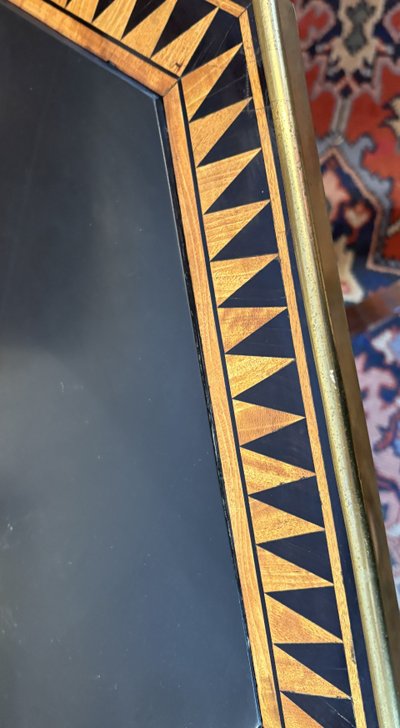 GUERIDON OCTOGONAL BASCULANT D’EPOQUE DIRECTOIRE