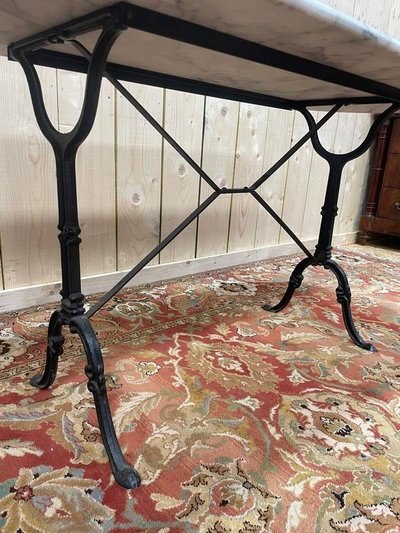 Table de bistrot en fer et marbre 160 cm