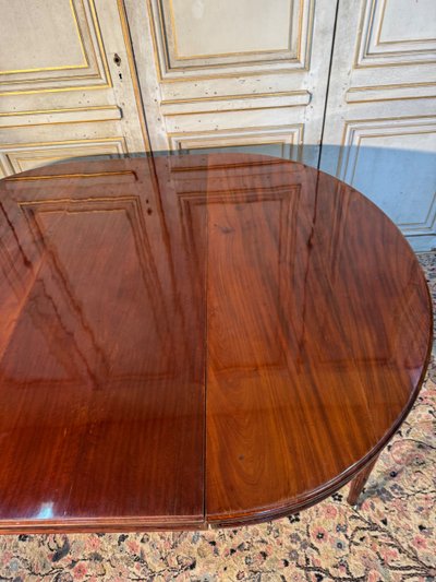 Grande table de salle à manger d époque Louis XVI en acajou 18 eme 