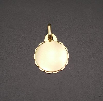 Augis Médaille d'Amour Et Rubis, Or 18 Carats.