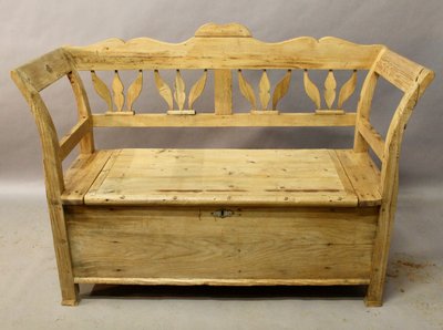 Savoyard Storage Bench with Openwork Backrest