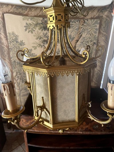 Lampadario in bronzo dorato del XX secolo