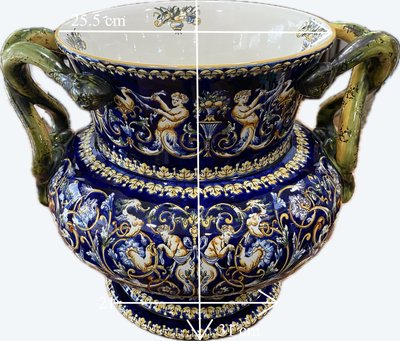 Important vase pansu à anses en forme de serpent en faience fine de Gien