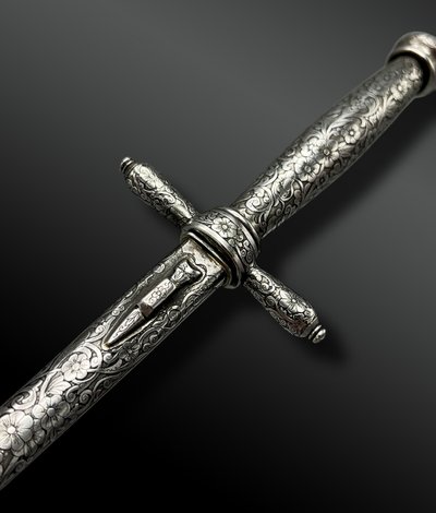 Virtue Dagger - European work - 19th century
