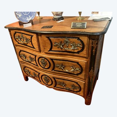18th century chest of drawers
