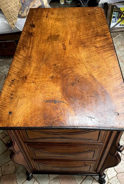 Regency Commode Dite "Mazarine" In Nussbaum
