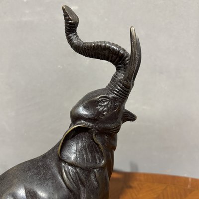 Sculpture ancienne en bronze de la fin du XIXe siècle