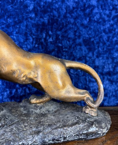 D'après Cartier : Statue «Lion Rugissant» Plâtre Patiné Bronze époque circa 1900