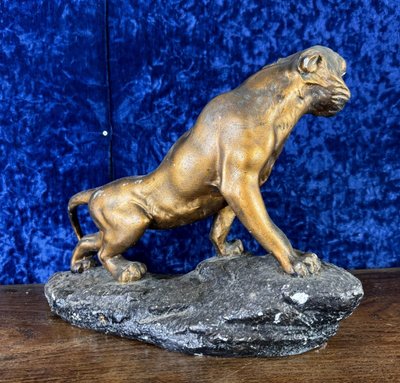 D'après Cartier : Statue «Lion Rugissant» Plâtre Patiné Bronze époque circa 1900