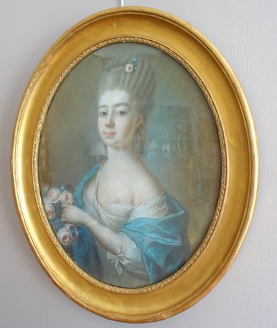 Scuola francese del XVIII secolo, ritratto di signora aristocratica in Flora, pastello, periodo Luigi XV