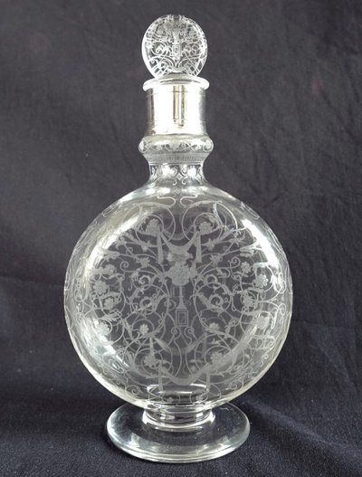 Baccarat - Michelangelo crystal liqueur decanter mounted in solid silver, Minerve hallmark