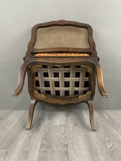 Coppia di poltrone scanalate in legno intagliato Luigi XV, fine XIX secolo