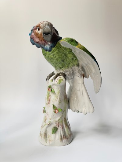 Pair of perched parrots in Paris porcelain (Bourdois & Bloch) H36