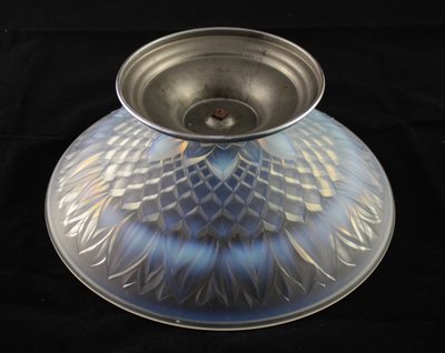 Opalescent glass bowl on chrome-plated metal pedestal circa 1930