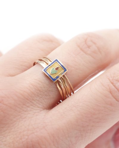 Anello sentimentale a più anelli in oro rosa 18 carati, cuore sacro, virtù, gioielleria regionale