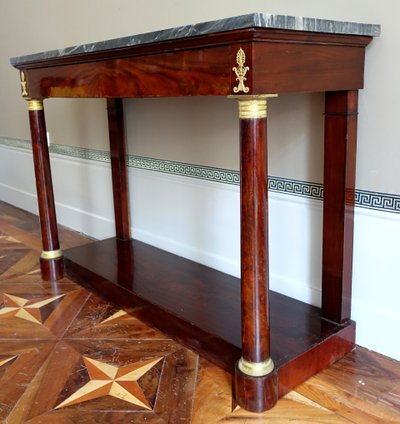 Grande consolle di epoca Impero in mogano, bronzo dorato e marmo blu Turchino - 129 cm