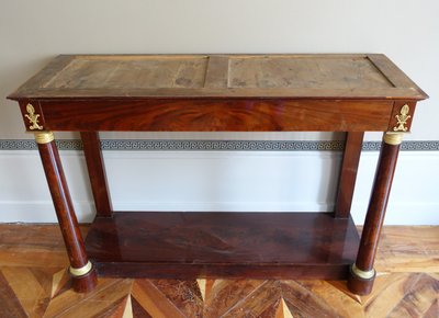 Grande consolle di epoca Impero in mogano, bronzo dorato e marmo blu Turchino - 129 cm