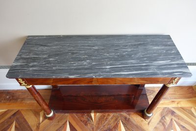 Grande consolle di epoca Impero in mogano, bronzo dorato e marmo blu Turchino - 129 cm