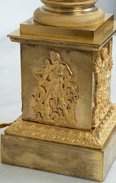 Lampe Empire ancienne française en bronze doré, début XIXe siècle.