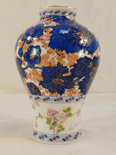 HAVILAND Vase in LIMOGES porcelain model DAMMOUSE