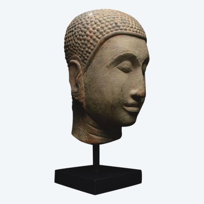 Ex Regno del Siam, scuola di Ayutthaya, XV-XVI secolo, Grande testa di Buddha in pietra