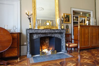 Paire de chenets, feux en bronze doré, époque Empire Restauration
