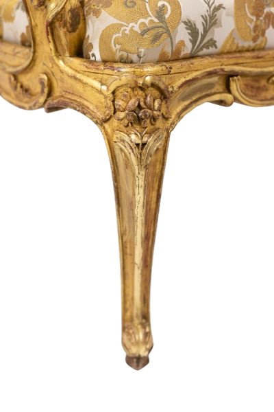 Fauteuil de style Louis XV, avec son dossier à la reine. Époque 1900-1950. LS5602435?M